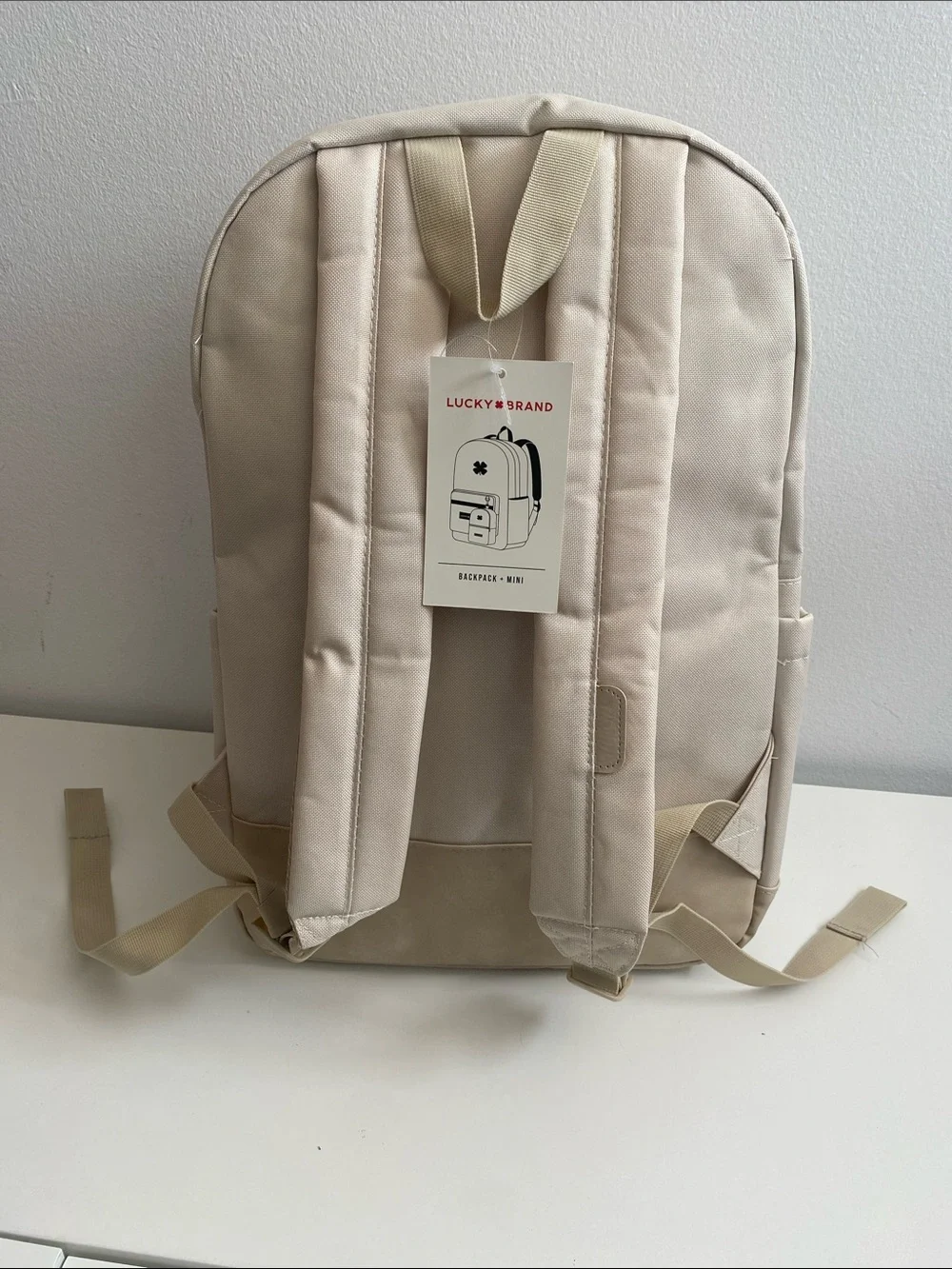 Lucky Brand light neutral